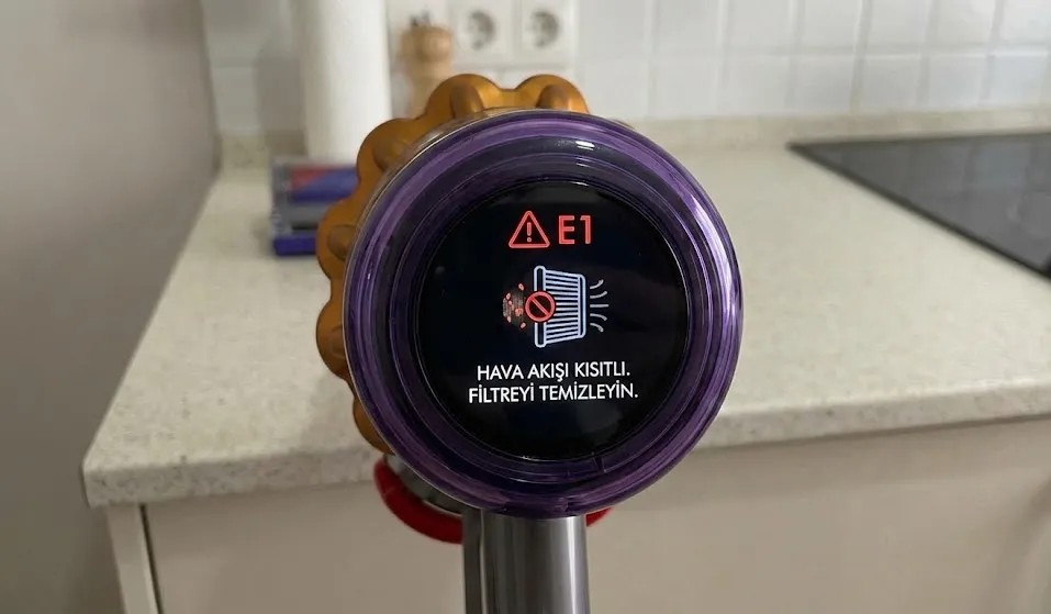 Dyson Süpürge E1 Hatası